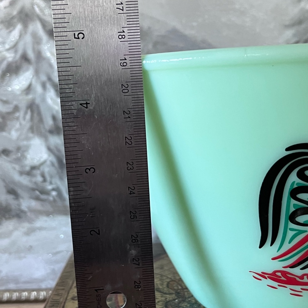 Vintage Jadeite-Style Green Glass Mixing Bowl with Rooster Decal - Picture 7 of 8